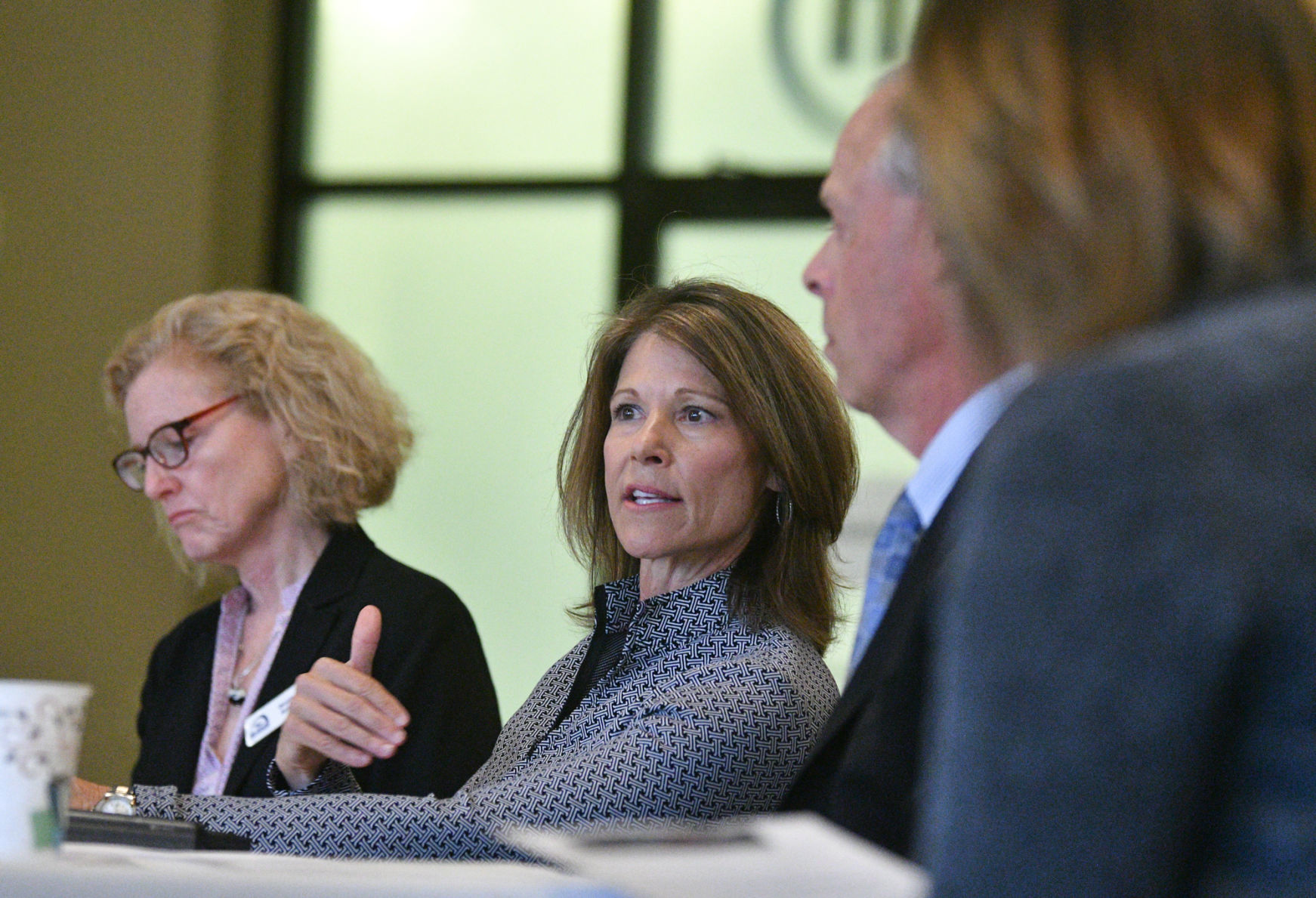 042419-mda-nws-roundtable-011a.JPG